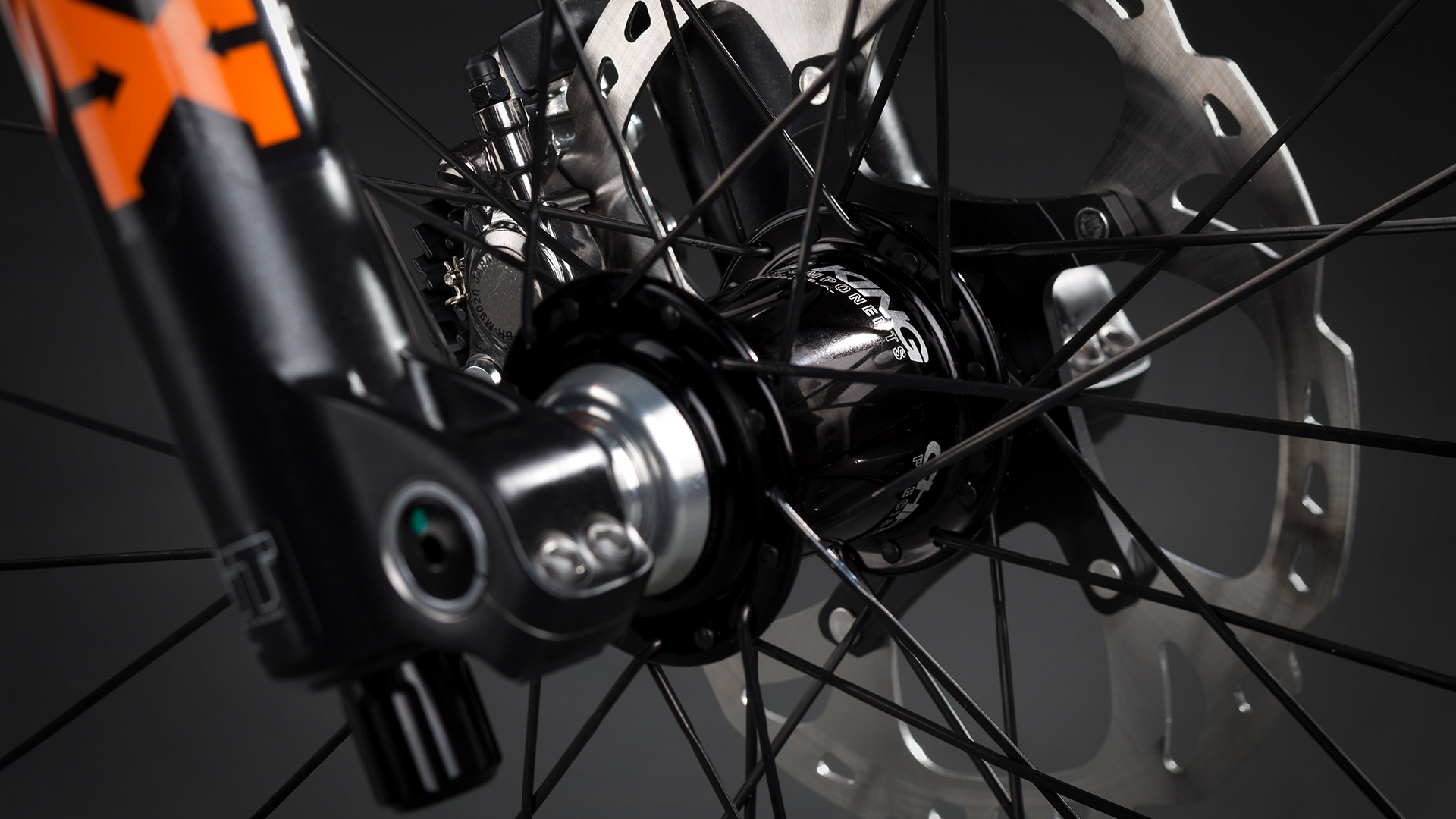 Yeti Cycles SB6c custom for Jenson USA